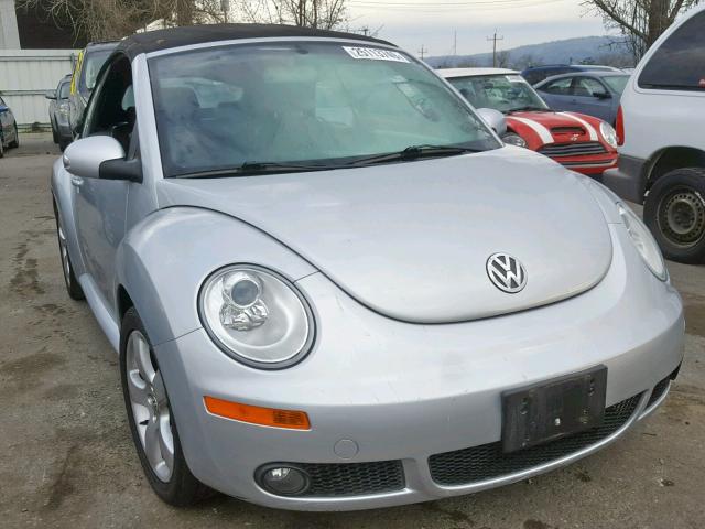 3VWSF31Y76M308556 - 2006 VOLKSWAGEN NEW BEETLE Gümüş foto 1