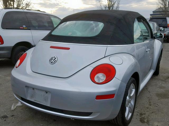 3VWSF31Y76M308556 - 2006 VOLKSWAGEN NEW BEETLE Gümüş foto 4