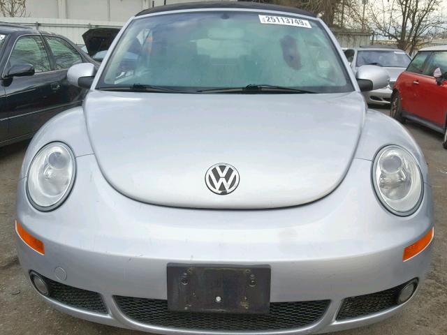 3VWSF31Y76M308556 - 2006 VOLKSWAGEN NEW BEETLE Gümüş foto 9