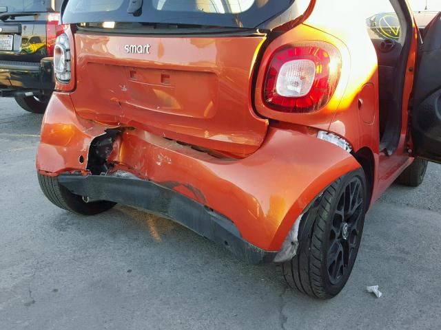 WMEFJ5DA7HK194549 - 2017 SMART FORTWO ORANGE photo 6