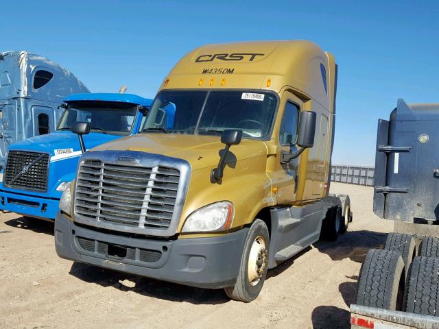 3AKJGLDR7ESFU2938 - 2014 FREIGHTLINER CASCADIA 1 GOLD photo 2