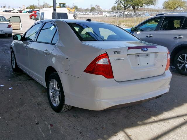 3FAHP0GA5AR220111 - 2010 FORD FUSION S WHITE photo 3