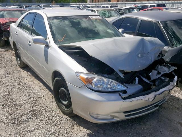 4T1BE32K52U077416 - 2002 TOYOTA CAMRY LE SILVER photo 1
