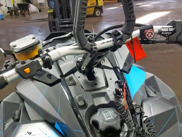 2BPSTMHB7HV000082 - 2017 SKI DOO 850 SUMMIT BLUE photo 18