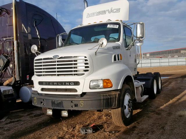 2FWJA3CV36AW50920 - 2006 STERLING TRUCK AT 9500 WHITE photo 2