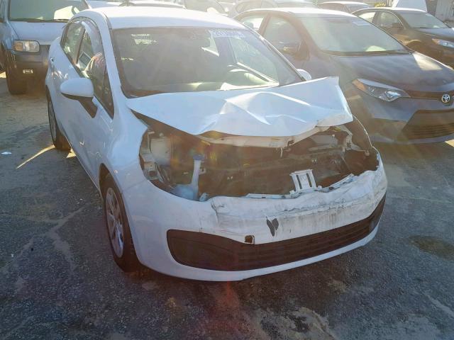 KNADM4A36F6443018 - 2015 KIA RIO LX WHITE photo 1