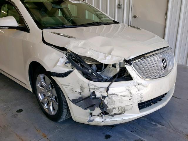 1G4GC5GG0AF258342 - 2010 BUICK LACROSSE C WHITE photo 9