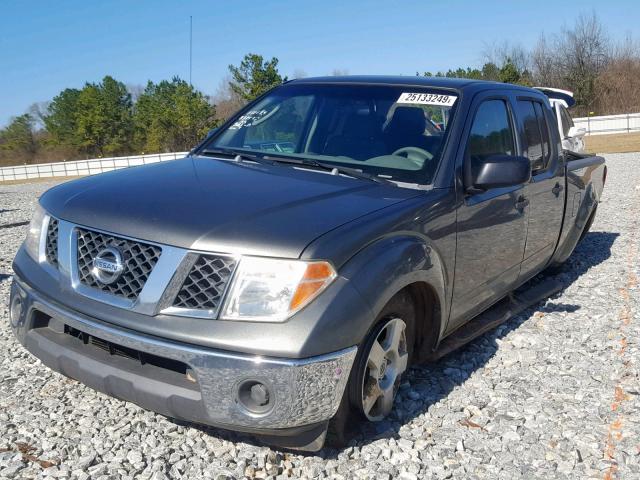 1N6AD09UX7C421616 - 2007 NISSAN FRONTIER C GRAY photo 2