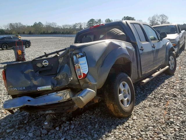 1N6AD09UX7C421616 - 2007 NISSAN FRONTIER C GRAY photo 4