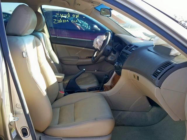 JHMCN36445C008682 - 2005 HONDA ACCORD HYB GOLD photo 5