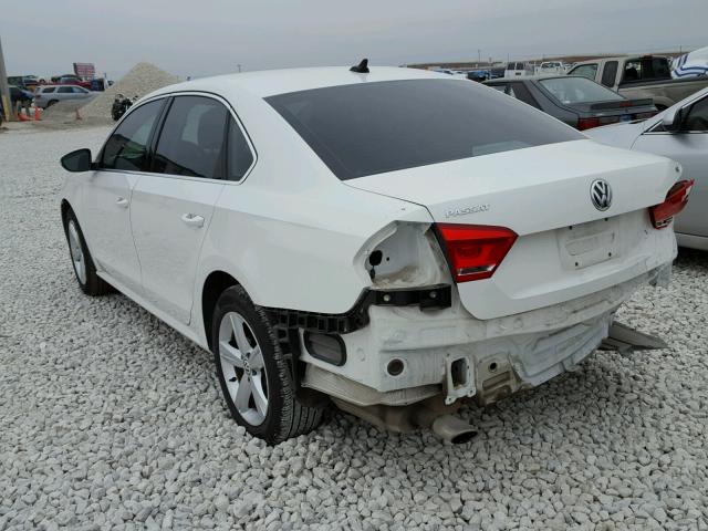 1VWBH7A37CC084336 - 2012 VOLKSWAGEN PASSAT SE WHITE photo 3