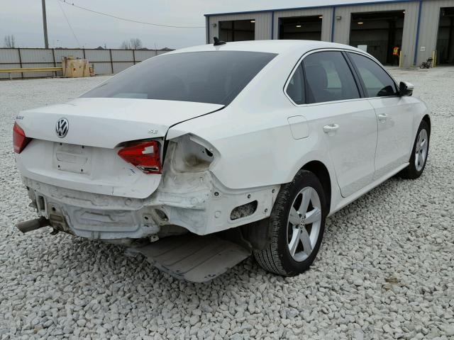 1VWBH7A37CC084336 - 2012 VOLKSWAGEN PASSAT SE WHITE photo 4