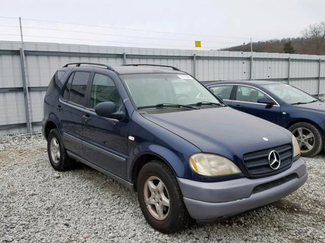 4JGAB54E8XA123112 - 1999 MERCEDES-BENZ ML 320 BLUE photo 1