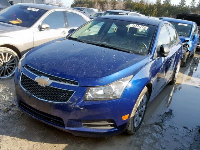 1G1PL5SH1D7291698 - 2013 CHEVROLET CRUZE LS BLUE photo 2