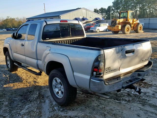 5TEUU42N36Z182422 - 2006 TOYOTA TACOMA ACC SILVER photo 3