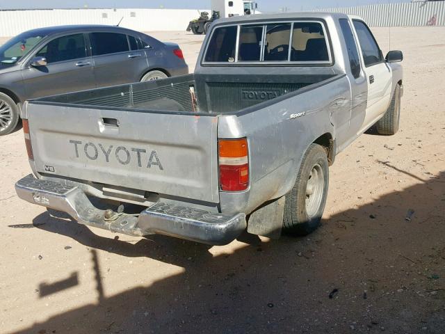 JT4VN93D6N5028955 - 1992 TOYOTA PICKUP 1/2 SILVER photo 4