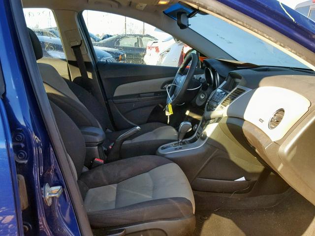 1G1PA5SH4D7108686 - 2013 CHEVROLET CRUZE LS BLUE photo 5