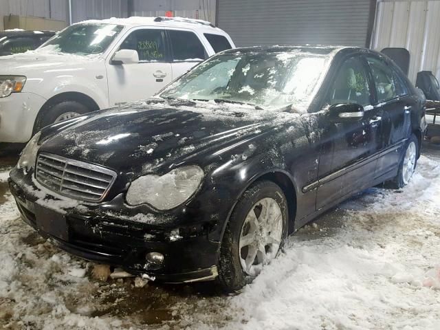 WDBRF87H07F858655 - 2007 MERCEDES-BENZ C 350 4MAT BLACK photo 2