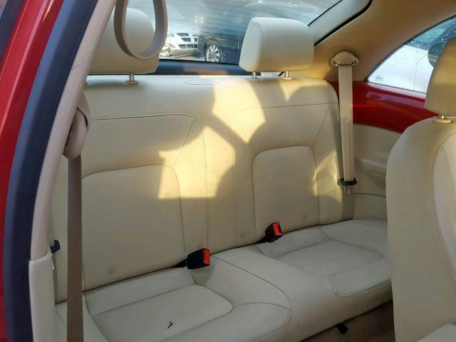3VWPG3AG1AM026481 - 2010 VOLKSWAGEN NEW BEETLE Rot Foto 6