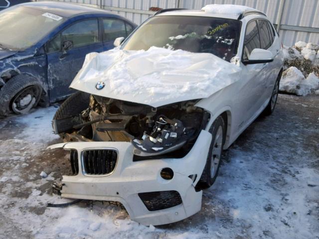 WBAVM5C50DVV89605 - 2013 BMW X1 XDRIVE3 WHITE photo 2