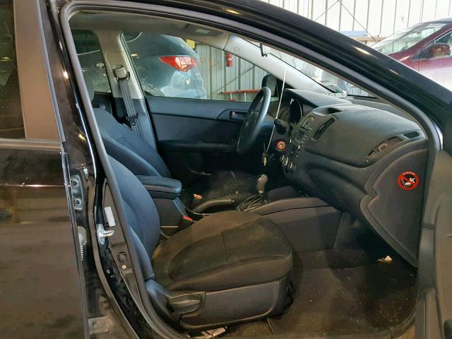 KNAFU5A20C5622727 - 2012 KIA FORTE EX BLACK photo 5