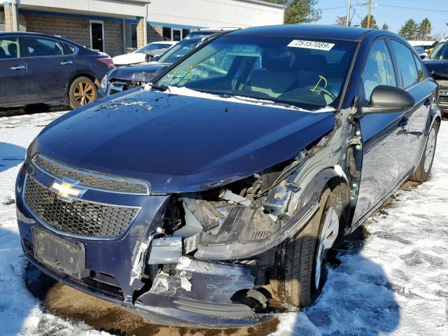 1G1PC5SHXB7228628 - 2011 CHEVROLET CRUZE LS BLUE photo 2