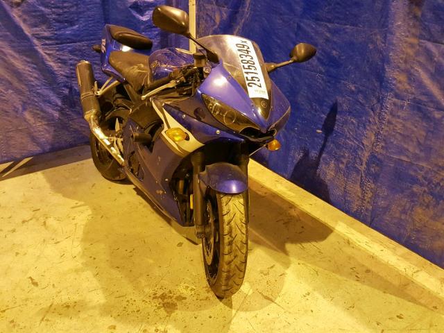 JYARJ06Y14A002451 - 2004 YAMAHA YZFR6 L BLUE photo 1