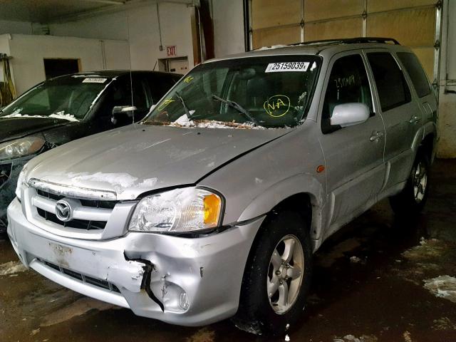 4F2CZ96115KM13581 - 2005 MAZDA TRIBUTE S SILVER photo 2