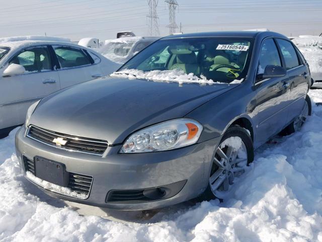 2G1WU583181199627 - 2008 CHEVROLET IMPALA LTZ GRAY photo 2