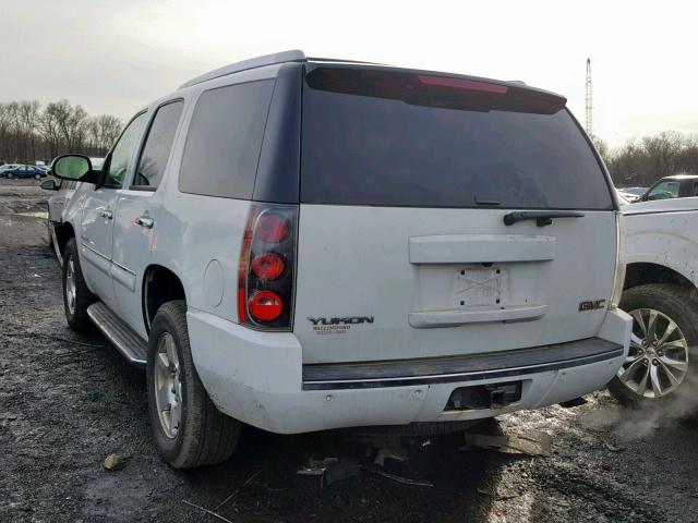 1GKFK63838J202351 - 2008 GMC YUKON DENA WHITE photo 3