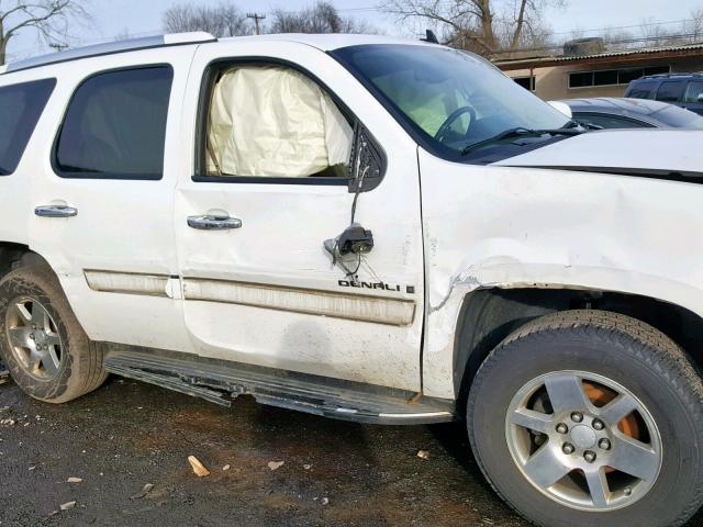 1GKFK63838J202351 - 2008 GMC YUKON DENA WHITE photo 9