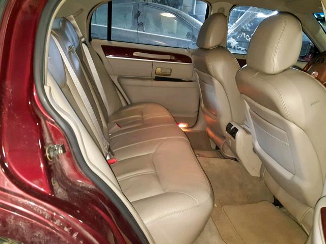 1LNHM83W74Y688507 - 2004 LINCOLN TOWN CAR U MAROON photo 6