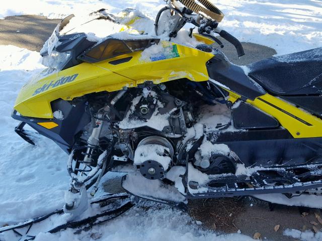 2BPSCEHD4HV000273 - 2017 SKI DOO SUMMIT SP YELLOW photo 9