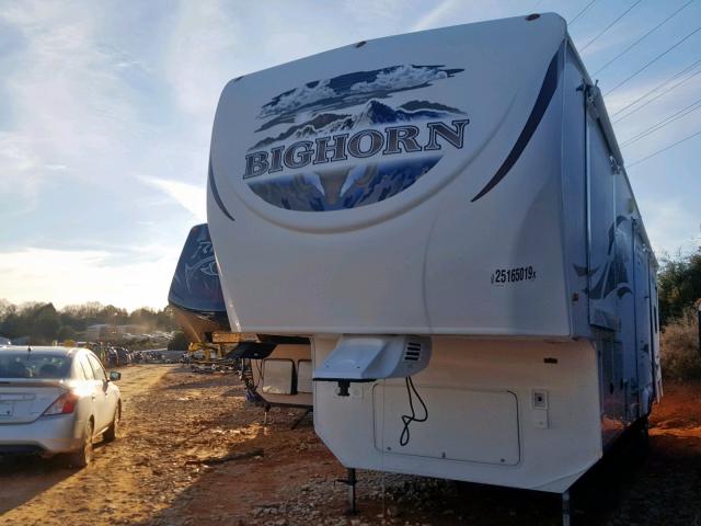 5SFBG3629AE207129 - 2010 HRTL BIGHORN WHITE photo 2