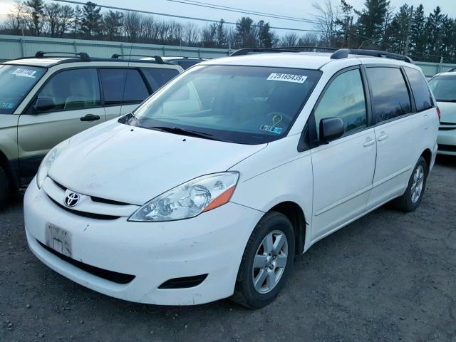 5TDZK23C38S213648 - 2008 TOYOTA SIENNA CE WHITE photo 2