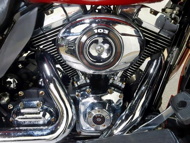 1HD1KEM11AB647588 - 2010 HARLEY-DAVIDSON FLHTK RED photo 11