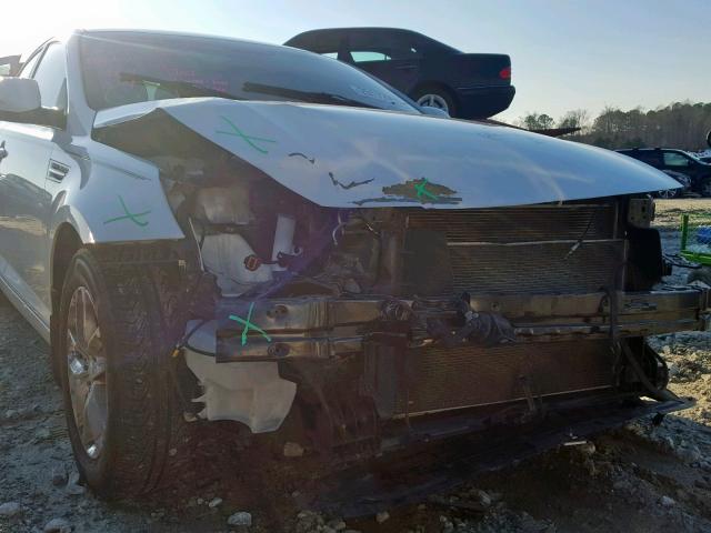 KNAGM4A74D5360335 - 2013 KIA OPTIMA LX WHITE photo 9