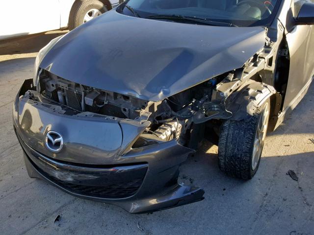 JM1BL1M53D1797064 - 2013 MAZDA 3 S GRAY photo 9