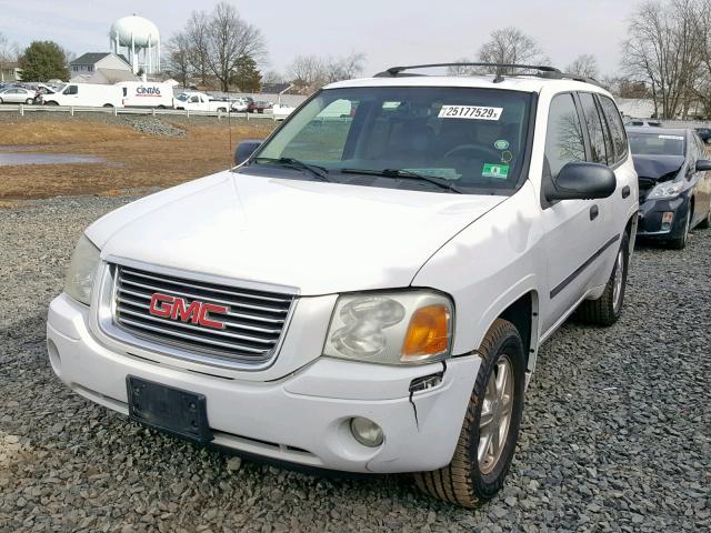 1GKDT13S682195070 - 2008 GMC ENVOY WHITE photo 2