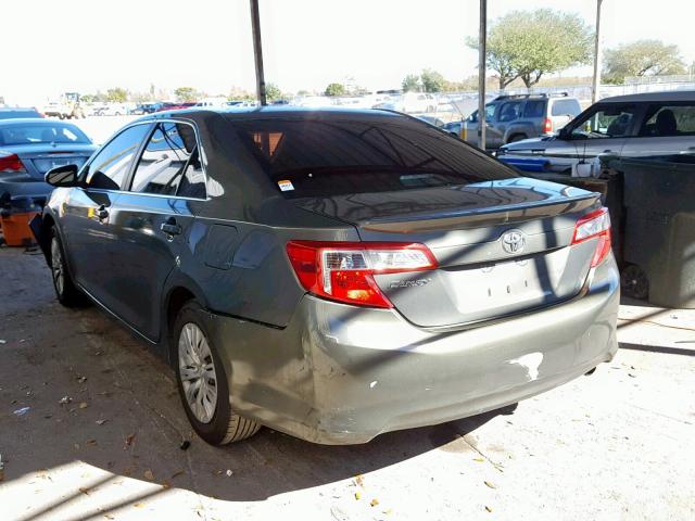 4T1BF1FK2CU513667 - 2012 TOYOTA CAMRY GREEN photo 3