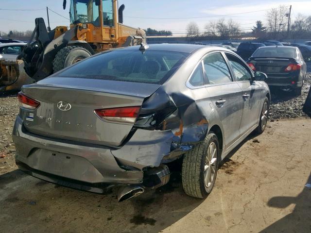 5NPE24AF3JH686243 - 2018 HYUNDAI SONATA SE GRAY photo 4