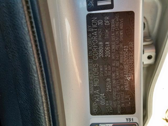 KNAFX4A68E5209543 - 2014 KIA FORTE LX SILVER photo 10