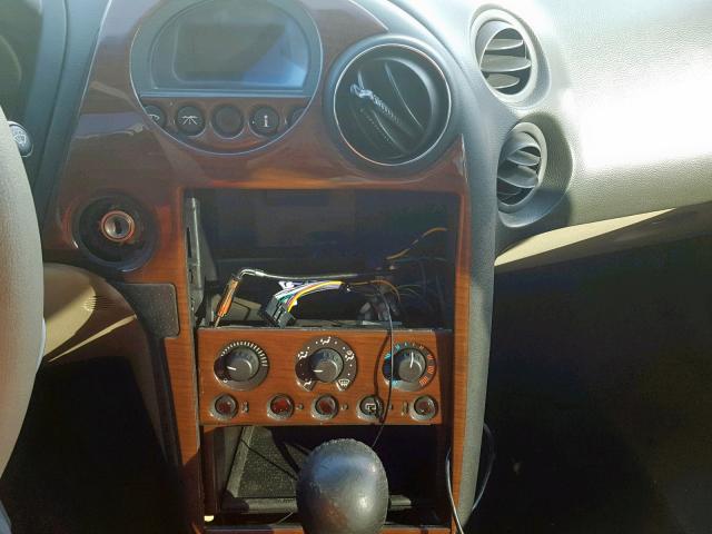 2G2WR524441114479 - 2004 PONTIAC GRAND PRIX WHITE photo 10