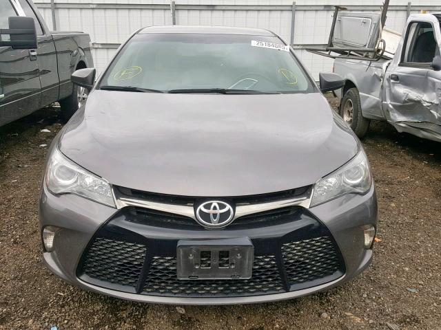 4T1BF1FK6HU293358 - 2017 TOYOTA CAMRY LE GRAY photo 9