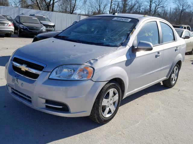 KL1TD5DE7AB097215 - 2010 CHEVROLET AVEO LS SILVER photo 2
