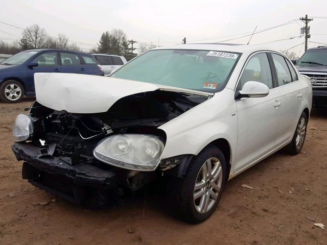 3VWEG71K87M135158 - 2007 VOLKSWAGEN JETTA WOLF WHITE photo 2