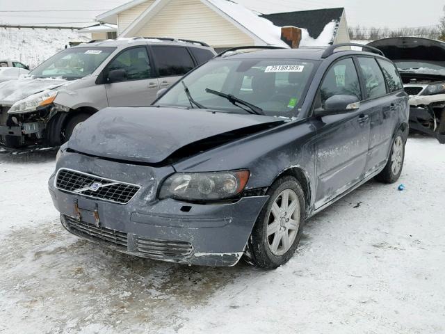 YV1MW382472316937 - 2007 VOLVO V50 2.4I SILVER photo 2