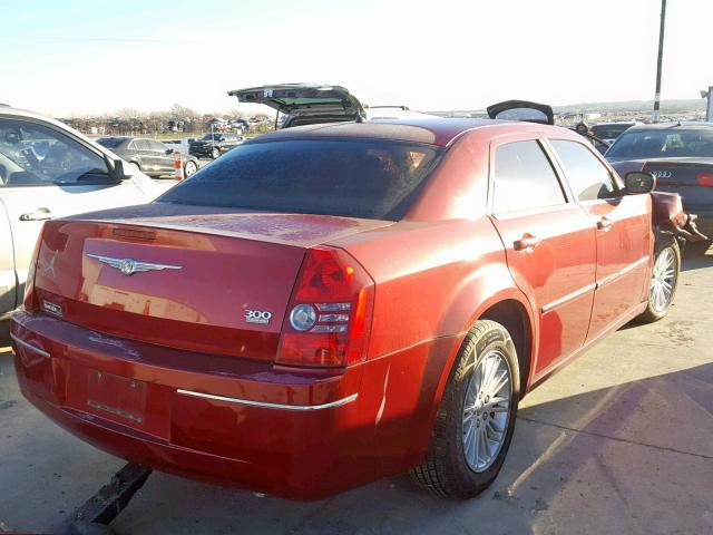 2C3KA53G18H230587 - 2008 CHRYSLER 300 TOURIN RED photo 4