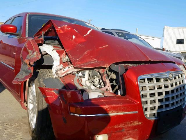 2C3KA53G18H230587 - 2008 CHRYSLER 300 TOURIN RED photo 9