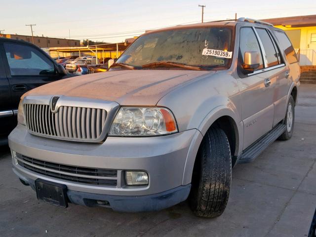 5LMFU27596LJ09178 - 2006 LINCOLN NAVIGATOR 银色 照片 2